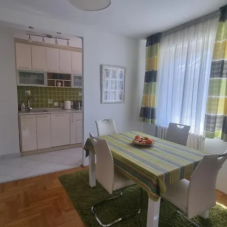 123 Apartment 60M2 With Garage 诺威萨 外观 照片