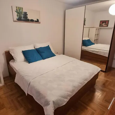 123 Apartment 60M2 With Garage 诺威萨 外观 照片