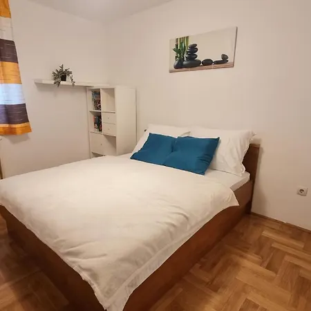 123 Apartment 60M2 With Garage 诺威萨 外观 照片