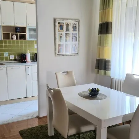 123 Apartment 60M2 With Garage 诺威萨 外观 照片
