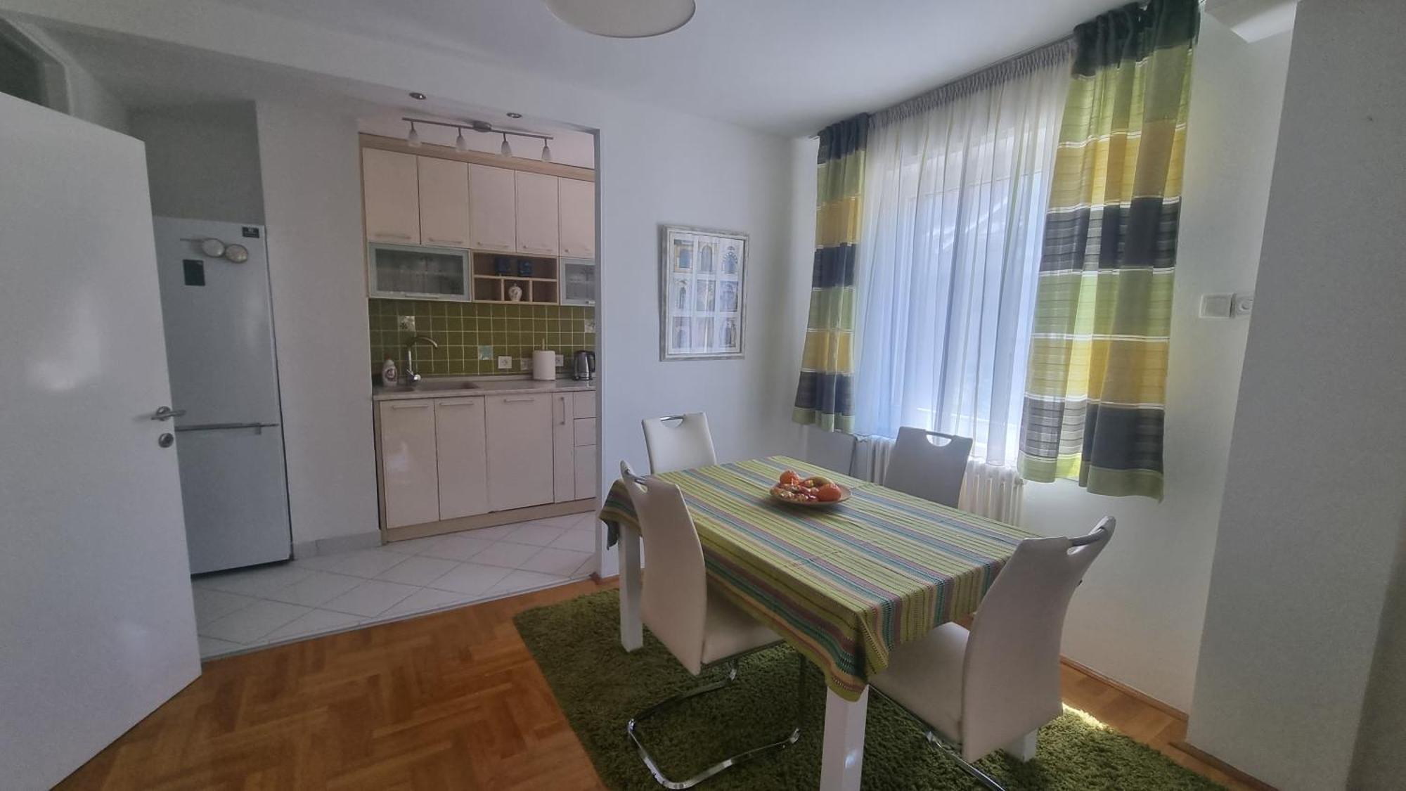 123 60m2 With Garage * Novi Sad